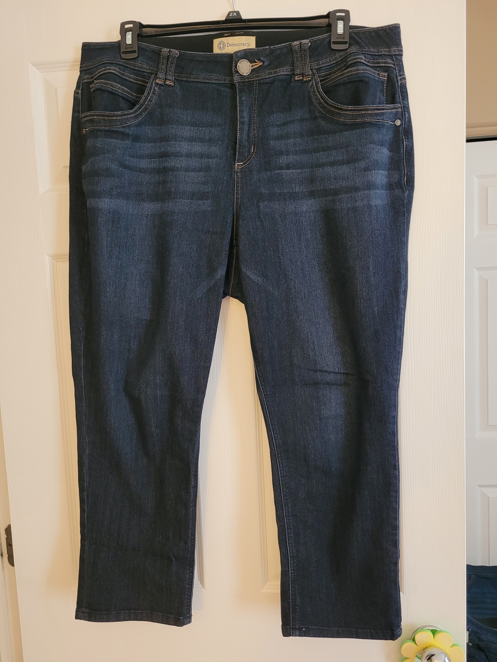 Democracy Women's Dark Indigo Stretch Skinny Cropped Leg Jeans "Ab technology